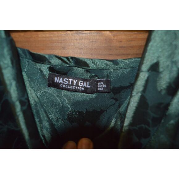 Nasty Gal‎ Slip Dress Cowlin' For You Floral Jacquard Green Size 2 - Picture 10 of 11